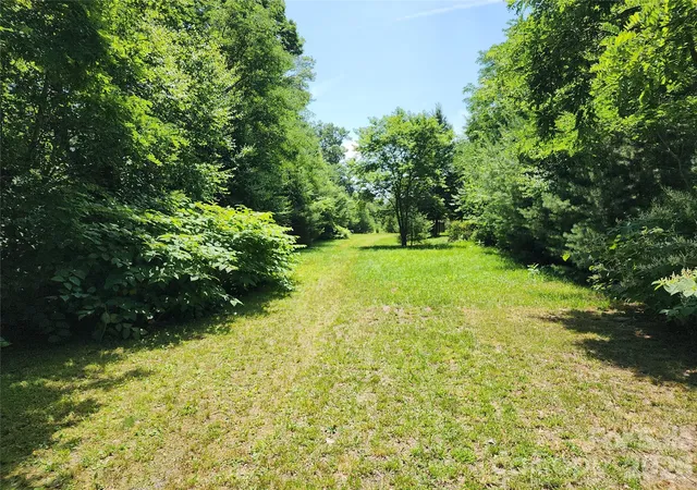 2nd image of 00 Chestnut Dr, Blowing Rock, NC 28605 | MLS# 4399710