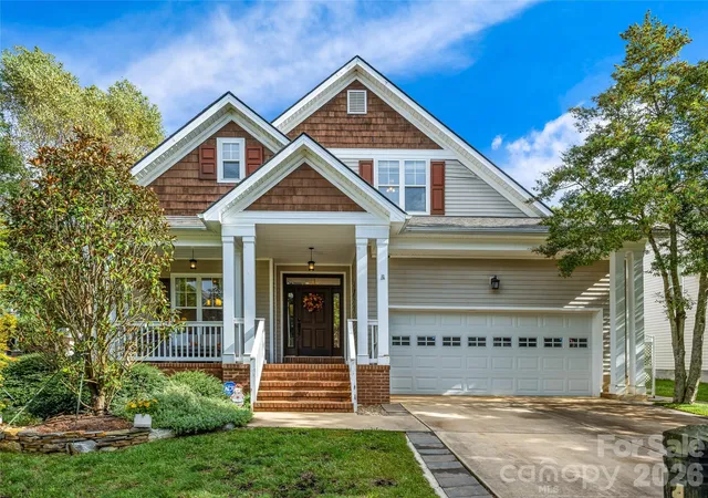 1st image of 1513 Kentmere Ln, Asheville, NC 28803 | MLS# 4399717
