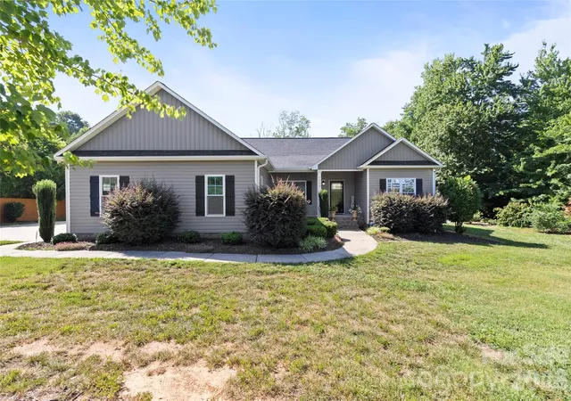 Homes for sale in Denver, NC | 7324 Forney Hill Rd, Denver, NC 28037 | MLS# 4399725