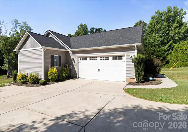 Homes for sale in Denver, NC | 7324 Forney Hill Rd, Denver, NC 28037 | MLS# 4399725