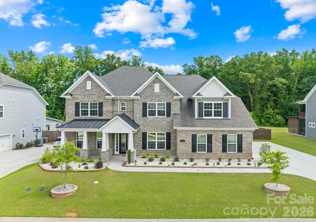Homes for sale in Matthews, NC | 809 Brown Creek Dr, Matthews, NC 28104 | MLS# 4399736