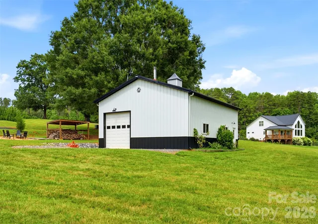 Photo 1 of Single family home for sale at 2399 Blackburn Brg Rd, Maiden, NC 28650 | MLS# 4399764 | Listing updated on 2026-08-27