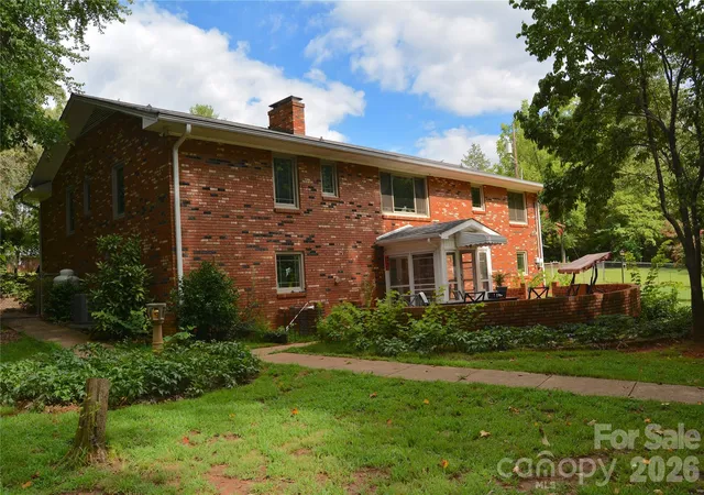 Photo 3 of Single family home for sale at 467 Forest Lake Rd, Forest City, NC 28043 | MLS# 4399788 | Listing updated on 2026-08-29