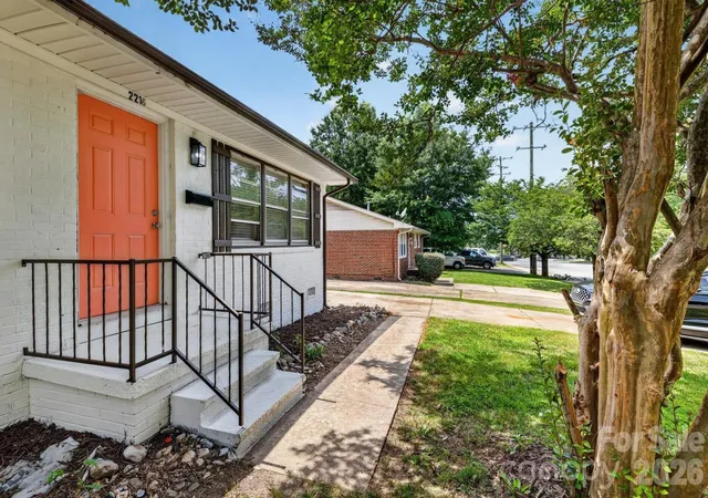 1st image of 2216 Milton Rd, Charlotte, NC 28215 | MLS# 4399842