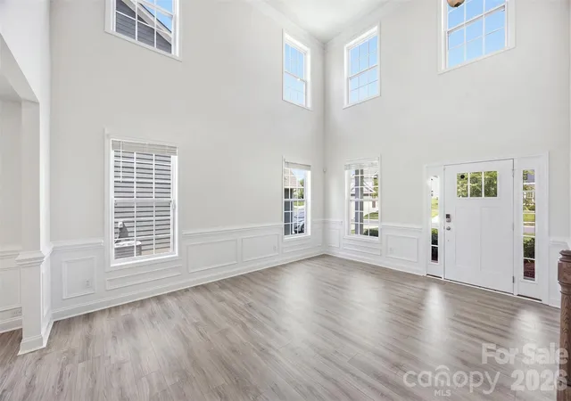 Photo 5 of Single family home for sale at 1410 Emma Ln, Clover, SC 29710 | MLS# 4399849 | Listing updated on 2026-08-21