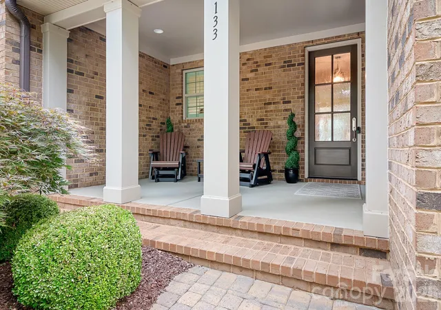 Photo 2 of Sale Pending at 9133 Robbins Preserve Rd, Cornelius, NC 28031 | MLS# 4399852 | Listing updated on 2026-08-12