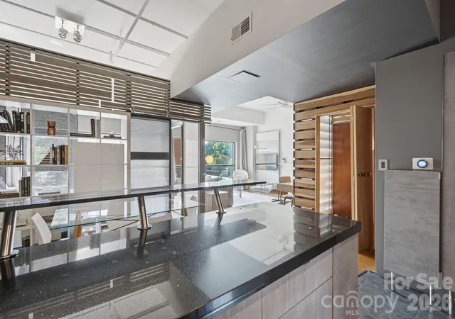 5th image of 715 N Church St #214, Charlotte, NC 28202 | MLS# 4399857