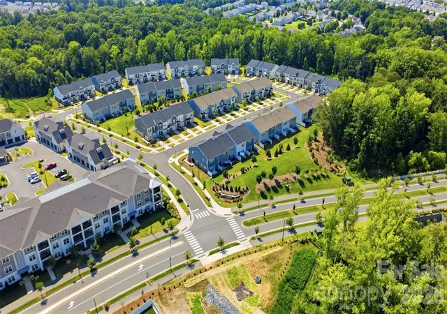 Photo 48 of Townhouse for sale at 2037 Howell Crk Way, Charlotte, NC 28215 | MLS# 4399858 | Listing updated on 2026-08-01