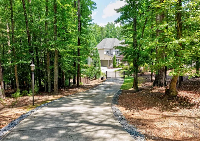 Homes for sale in Charlotte, NC | 10530 Sweetleaf Pl, Charlotte, NC 28278 | MLS# 4399864