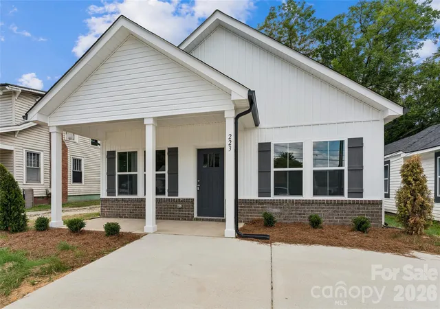 2nd image of 223 W 11th St, Salisbury, NC 28144 | MLS# 4399876