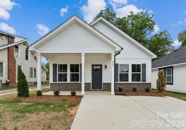 3rd image of 223 W 11Th St, Salisbury, NC 28144 | MLS# 4399876