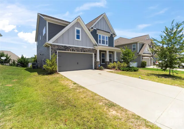 Homes for sale in Iron Station, NC | 2011 Saddlebred Dr, Iron Station, NC 28080 | MLS# 4399891