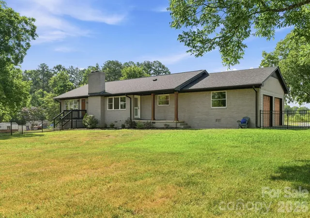 Homes for sale in Concord, NC | 7346 Gold Hill Rd, Concord, NC 28025 | MLS# 4399936