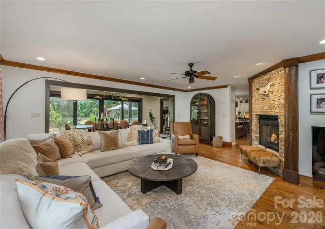 Photo 5 of Single family home for sale at 345 Prospect Dr, Burnsville, NC 28714 | MLS# 4399945 | Listing updated on 2026-07-13