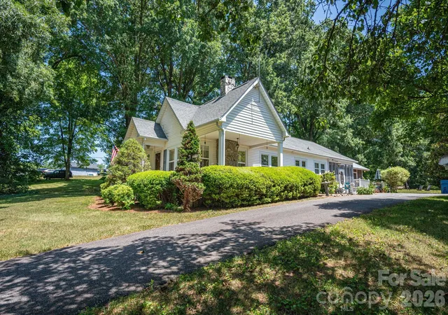 Homes for sale in Maiden, NC | 3512 Red Norris Dr, Maiden, NC 28650 | MLS# 4399949