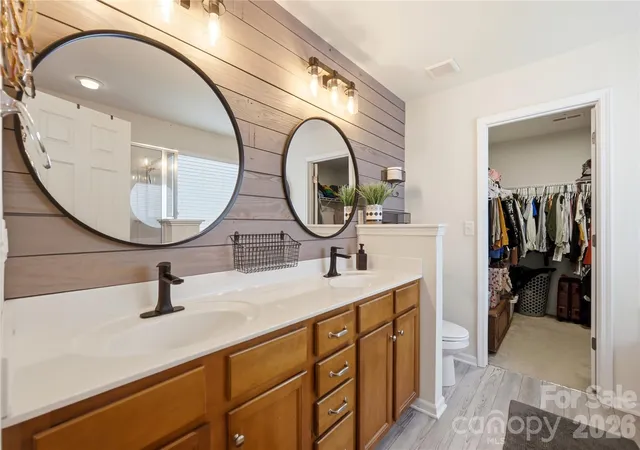 Photo 4 of Single family home for sale at 1034 Canopy Dr, Indian Trail, NC 28079 | MLS# 4399954 | Listing updated on 2026-09-20