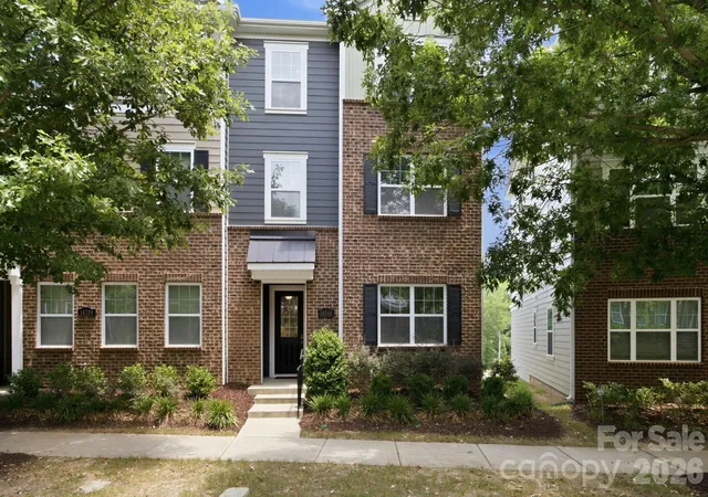 1st image of 16716 Summers Walk Blvd, Davidson, NC 28036 | MLS# 4399980