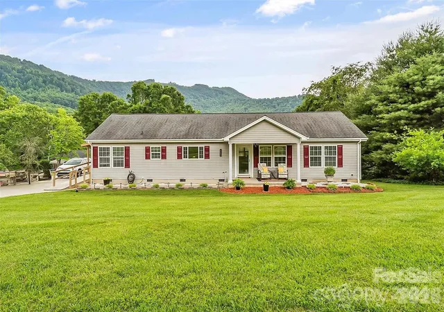 2nd image of 1162 Mountain Breeze Dr #LOT 1, Morganton, NC 28655 | MLS# 4399993