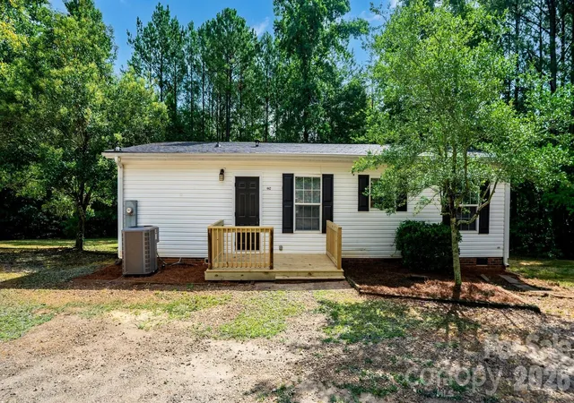 Homes for sale in Iron Station, NC | 442 Lambs Wy, Iron Station, NC 28080 | MLS# 4400002