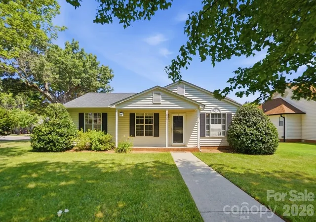 Homes for sale in Belmont, NC | 2101 Palm Ln, Belmont, NC 28012 | MLS# 4400010