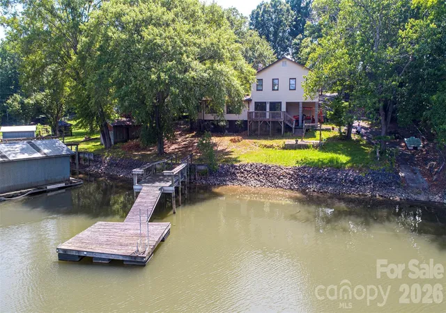 Homes for sale in Charlotte, NC | 15722 Rhinehill Rd, Charlotte, NC 28278 | MLS# 4400018