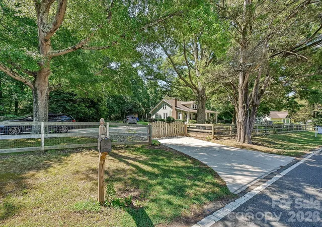 39th image of 3514 Kelly Rd, Charlotte, NC 28216 | MLS# 4400030