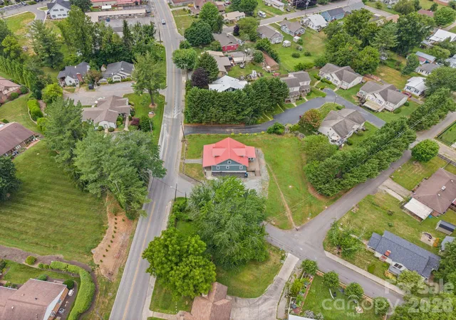 Homes for sale in Waynesville, NC | 1434 S Main St, Waynesville, NC 28786 | MLS# 4400055
