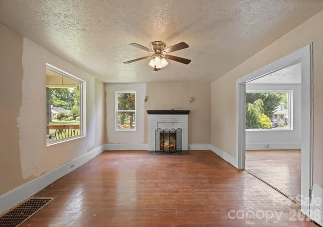 Homes for sale in Waynesville, NC | 1434 S Main St, Waynesville, NC 28786 | MLS# 4400055