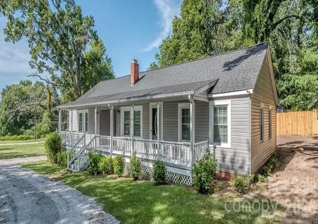 Homes for sale in Lancaster, SC | 104 Penny St, Lancaster, SC 29720 | MLS# 4400060