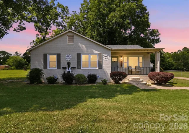 Photo 1 of Single family home for sale at 4558 Titman Rd, Gastonia, NC 28056 | MLS# 4400061 | Listing updated on 2026-08-29