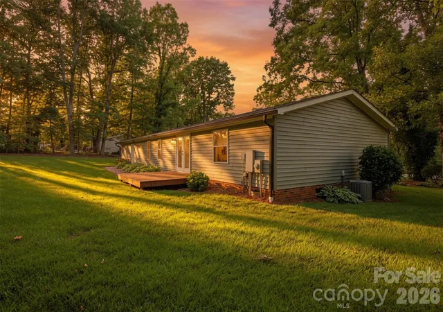 Homes for sale in Taylorsville, NC | 446 Heritage Cir, Taylorsville, NC 28681 | MLS# 4400085