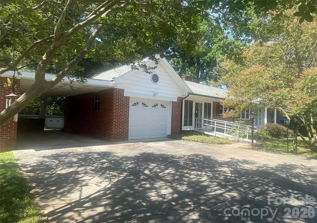 2nd image of 1099 Amherst Rd, Morganton, NC 28655 | MLS# 4400099