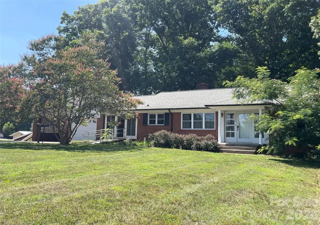 3rd image of 1099 Amherst Rd, Morganton, NC 28655 | MLS# 4400099