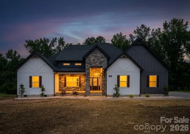 1st image of 1007 Harrogate Dr, Bessemer City, NC 28016 | MLS# 4400104