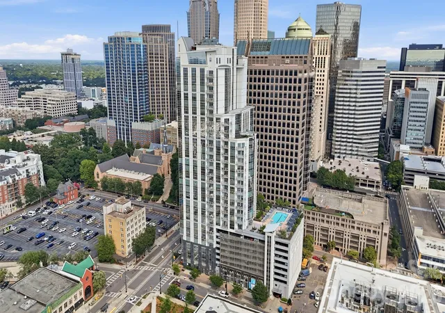 24th image of 333 W Trade St #1306, Charlotte, NC 28202 | MLS# 4400106
