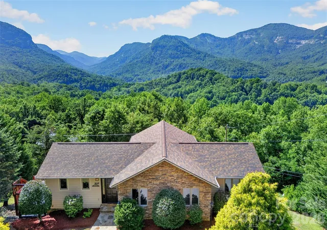 48th image of 227 Sidney Lanier Dr, Lake Lure, NC 28746 | MLS# 4400110