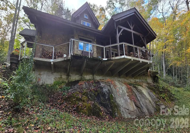 Photo 3 of Single family home for sale at 165 Winding Trl, Burnsville, NC 28714 | MLS# 4400173 | Listing updated on 2026-10-01