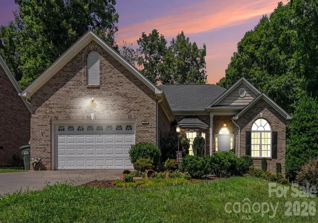 Photo 1 of Single family home for sale at 3563 Wandering Ln Ne #33, Hickory, NC 28601 | MLS# 4400174 | Listing updated on 2026-09-03