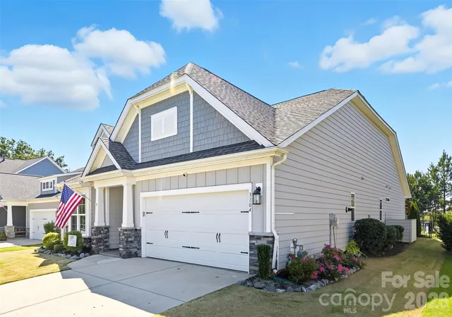 Homes for sale in Belmont, NC | 3104 Winged Teal Ct, Belmont, NC 28012 | MLS# 4400190
