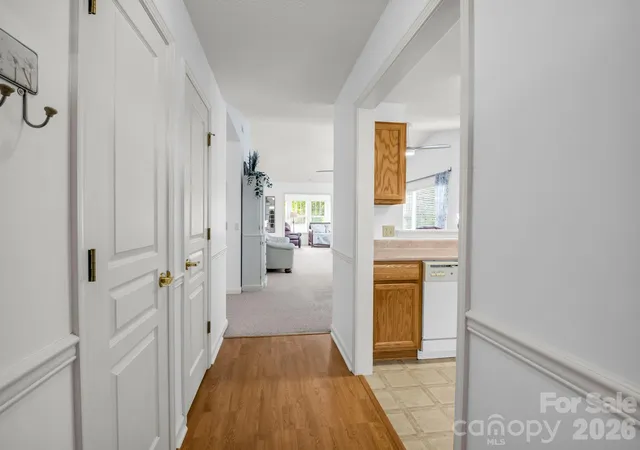Homes for sale in Hendersonville, NC | 1706 Deermouse Wy, Hendersonville, NC 28792 | MLS# 4400240