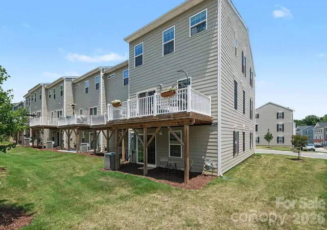 Homes for sale in Gastonia, NC | 521 Moondance Dr, Gastonia, NC 28054 | MLS# 4400244