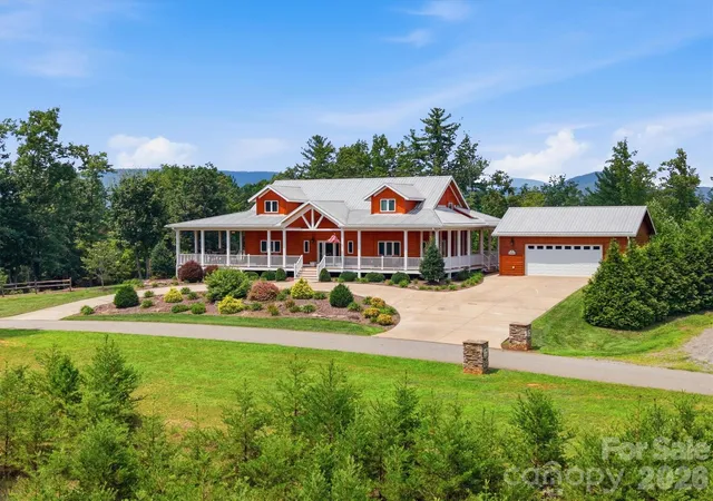 2nd image of 2040 Shannon Dr, Morganton, NC 28655 | MLS# 4400250