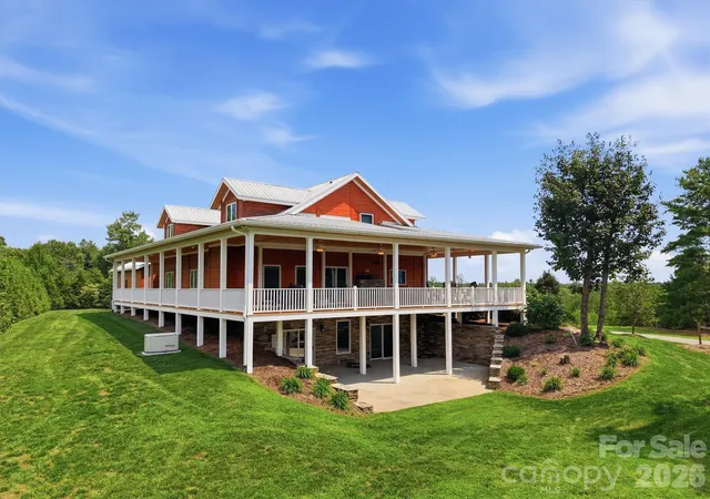4th image of 2040 Shannon Dr, Morganton, NC 28655 | MLS# 4400250