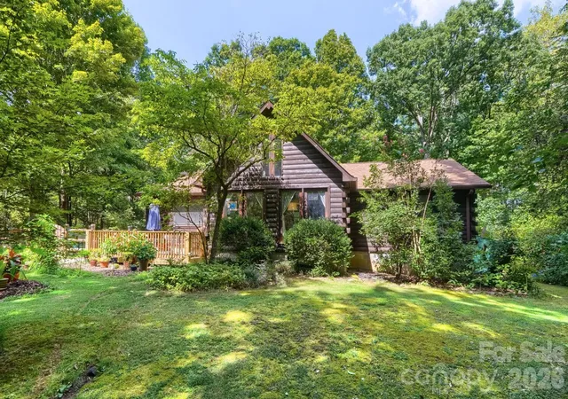 Photo 2 of Single family home for sale at 15531 Huntersville Concord Rd, Huntersville, NC 28078 | MLS# 4400314 | Listing updated on 2026-09-25