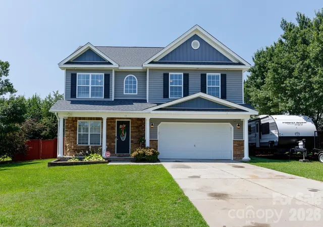 Homes for sale in Elgin, SC | 11 Weatherfield Dr, Elgin, SC 29045 | MLS# 4400316