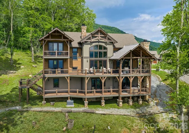Homes for sale in Banner Elk, NC | 6 Valley Watch Ct, Banner Elk, NC 28604 | MLS# 4400324