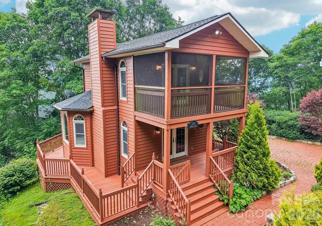 Photo 1 of Single family home for sale at 156 Simpson Ln, Maggie Valley, NC 28751 | MLS# 4400344 | Listing updated on 2026-07-23