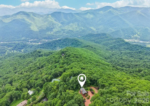 Photo 3 of Single family home for sale at 156 Simpson Ln, Maggie Valley, NC 28751 | MLS# 4400344 | Listing updated on 2026-07-23