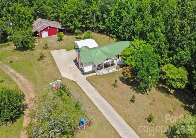 Homes for sale in Chesterfield, SC | 405 Watson Hill Ln, Chesterfield, SC 29709 | MLS# 4400349
