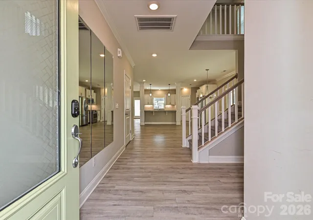 Photo 2 of Single family home for sale at 6320 Kennard Dr, Charlotte, NC 28216 | MLS# 4400358 | Listing updated on 2026-09-01